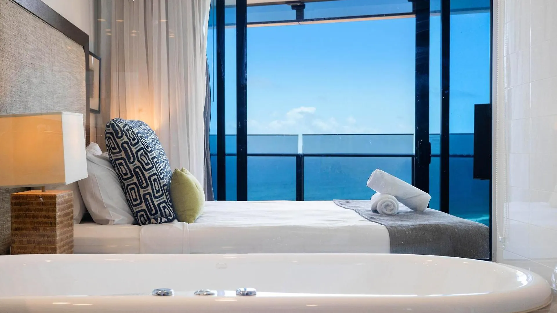 Soul Luxury Ocean View Apartment 3Brm Gold Coast